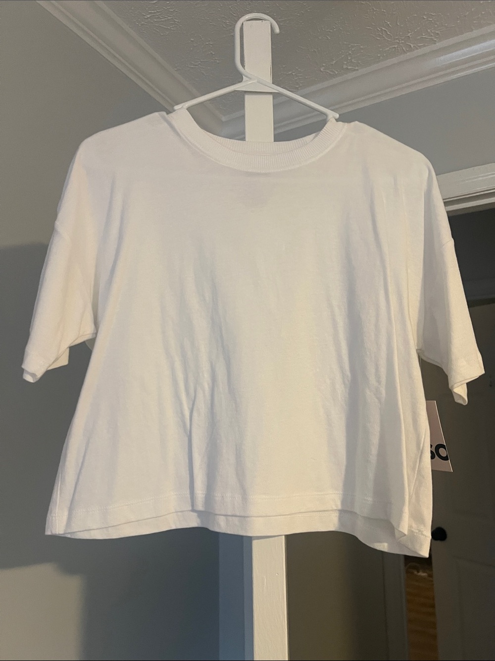 Kohl's Modern White Favorite Boxy Tee